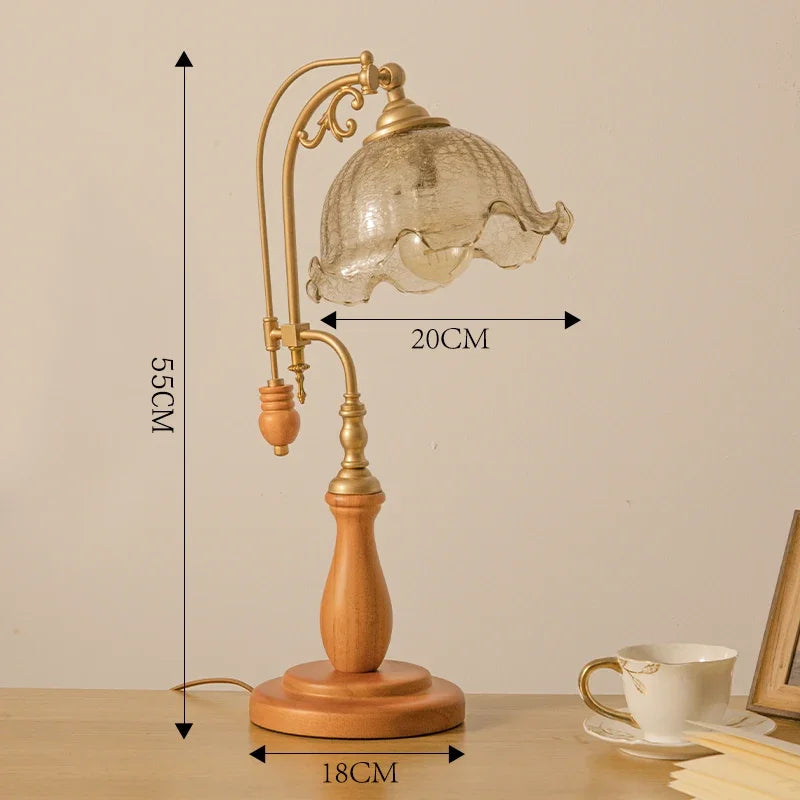 Lámpara de mesa clásica Vintage de diseño francés LED E27 Base de madera luces de escritorio de vidrio decoración del hogar dormitorio mesita de noche mesa de centro barra de estudio